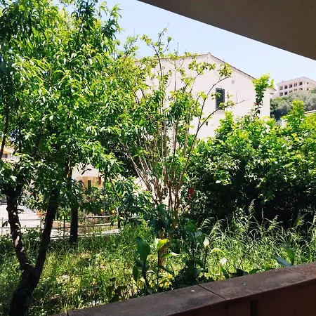 Дом отдыха La Rocca Guest