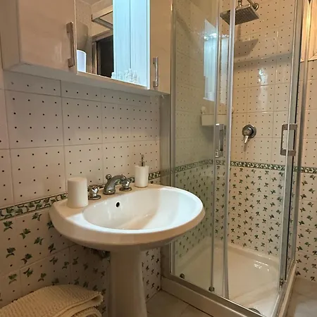 Дом отдыха La Rocca Guest Чефалу